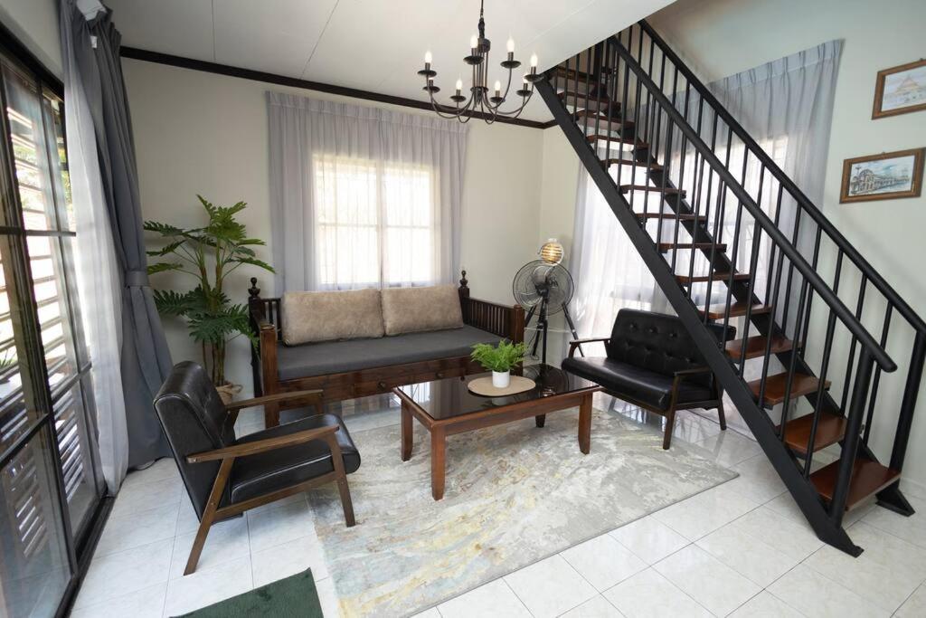 Loft Villa 1190 - Islamic Homestay ملقا المظهر الخارجي الصورة